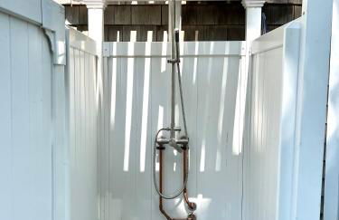 Modern and Spacious Home Close to Beaches and Main Attractions - Foto 29