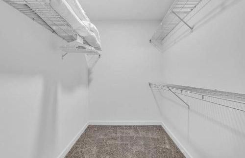 Luxury High-Rise Condo in Amazing Location | Gym - Photo 18