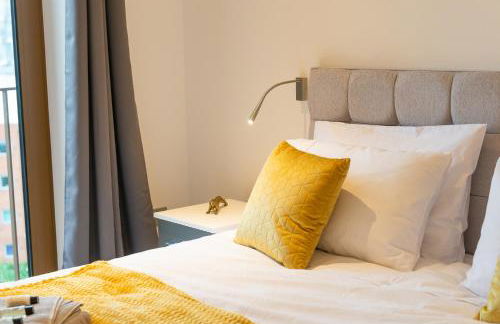 Cosy 1 Bed Apartment in Centre of St Albans - FREE Parking - 5 min walk to St Albans city centre & Railway station - Big Savings on Longer Stays!! - Photo 5