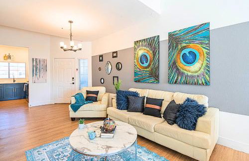 Family-Friendly Stay , Tennis & Basketball Courts, King Beds & Parking- H2167 - Foto 33