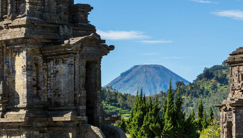 Borobudur & Dieng Plateau Private Day Trip
