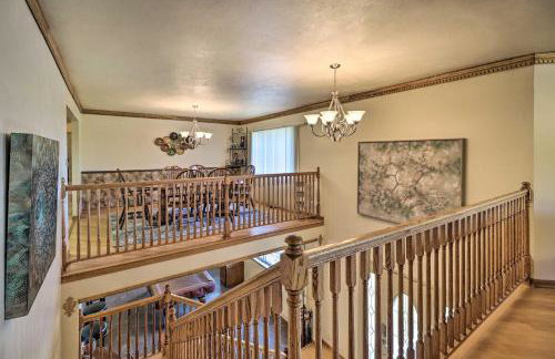 Large Home with Games 4 Mi to Bull Shoals Lake! - Foto 7