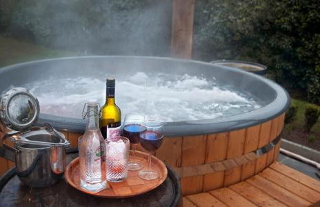 Knockalla luxury property with hot tub suitable for families - Foto 2