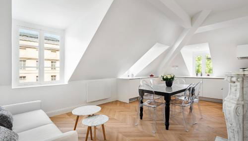 Les Demoiselles à Versailles - Au Pied du Château - Foto 2