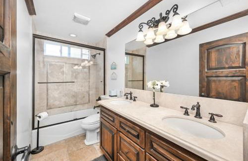 3 Bedroom Luxury Home Steps to Balboa Fun Zone - Foto 32