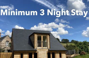 Tawny Cottage - Photo 1