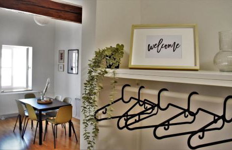 Central Park Apartments - Photo 11