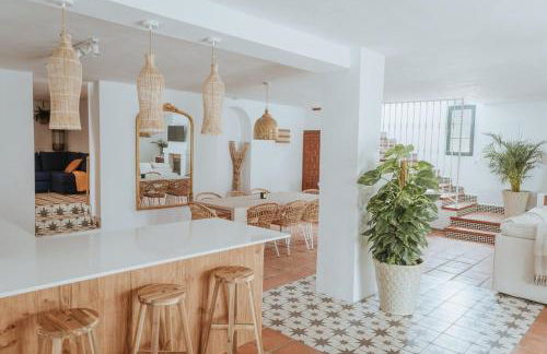 Villa Aroha - Huge Villa, Sea Views & 2 pools - Foto 77