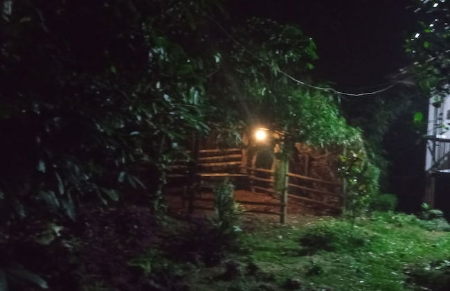 Family Villa is a hut Style Accommodation - Foto 4