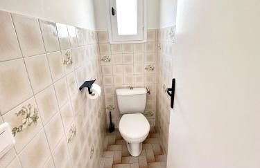 Les Grillons Maison cozy avec grand jardin - Foto 16