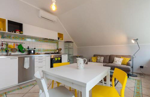 Bright Rooftop by Napoliapartments - Foto 9
