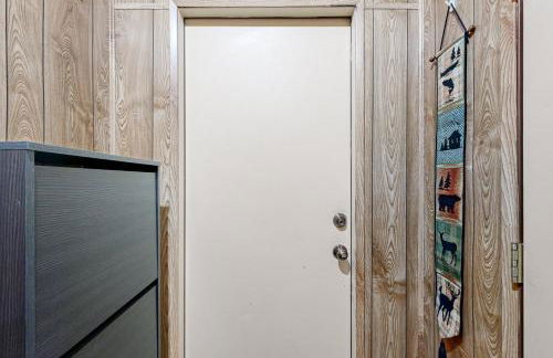 Less Than 2 Mi to Tahoe Donner Ski Resort Serene Retreat - Foto 21