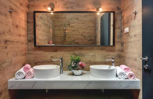 Radola residence by Radola family - Photo 28