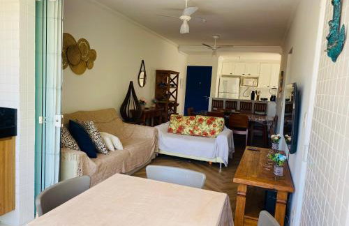 Apto com ar-cond e piscina a 100m mar praia da Enseada - Foto 8