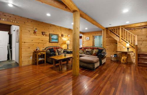 Whispering Pines - Cabin w hot tub - Foto 15