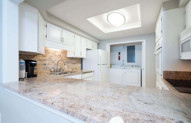 Beachfront Bliss at Shoreline Towers - Foto 6