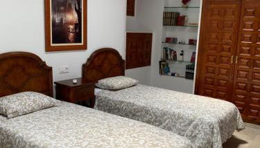 LA BARRACA - A - Relax, Terraza cerca del mar - Foto 4, wardrobe