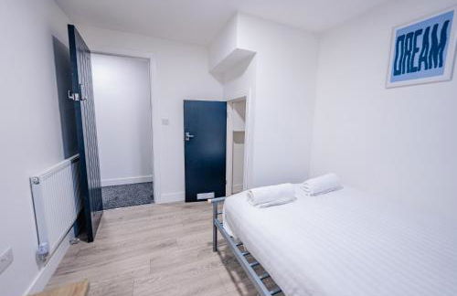 10BR 4Bath Home, Stag Do, Contractors, Big Group - Foto 43