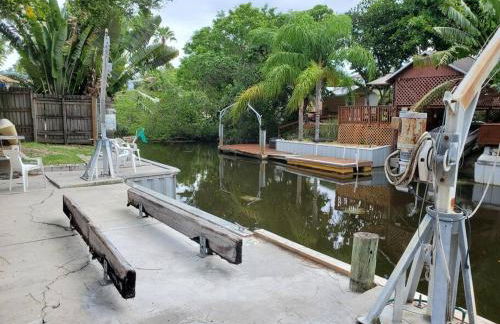 Florida Life on the Water. Heated Pool, fishing, kayaks, gameroom - Foto 8