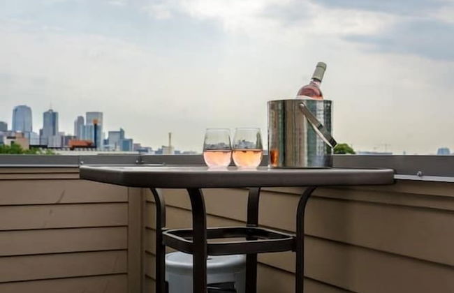 The Ladley Luxury Lifestyle Walk to Mile High - Foto 29