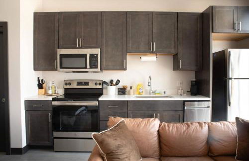 Deer District Studio Apt - One Block from Fiserv & Baird - Foto 4