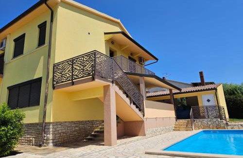 Villa Maredi with pool - Foto 46