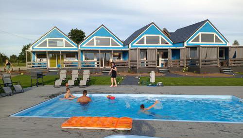 Domki Rekreacyjne "Błękitne Wzgórze" - Foto 3, sunbed