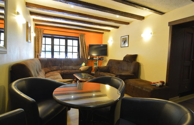 Luxurious Accommodation, Sauna, Hot Tub, Solarium, Private Bathrooms - Photo 34