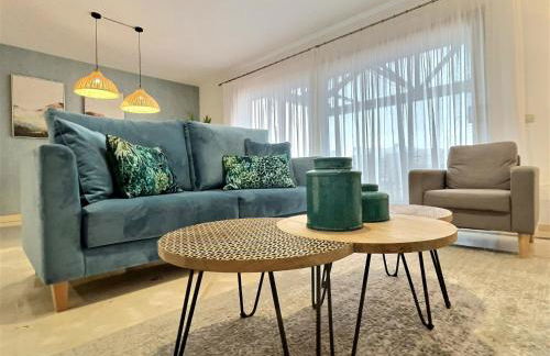 Superb 3-bed penthouse minutes drive to the beach - Foto 1