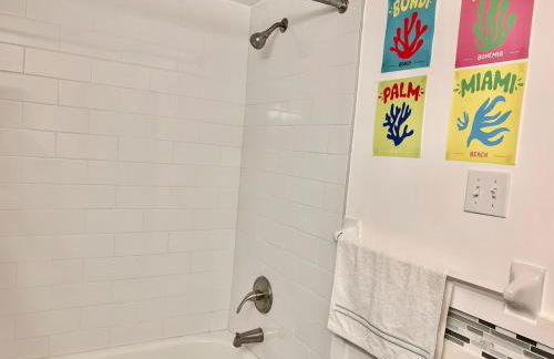 Cozy 1BR in DC 95WalkScore Steps to Cafes Dining Nightlife Grocery Metro - Close to Downtown - Foto 23