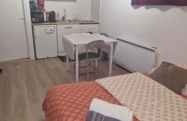 Studio à Orsay à 5 min du RER B Le Guichet - Foto 1