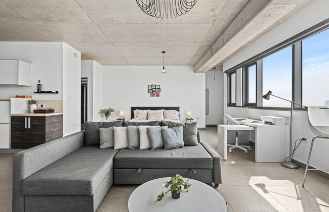 Otium Rentals Vacation Rental w Relaxing View - Photo 11