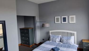 Two Bedroomed Loft Apartment - The Old Drill Hall Ryde - Foto 2