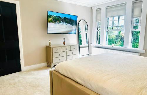 Red Roofs - 5BR Luxury - Large Gardens - EV Point - Near Edinburgh - Photo 12