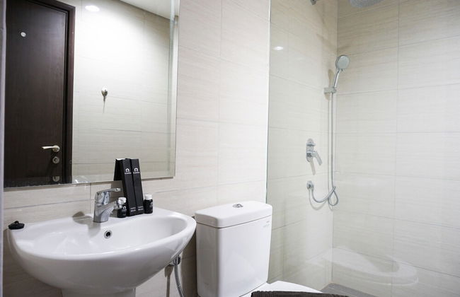 Best Location 2BR Ciputra International Apartment - Photo 29