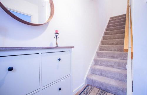 Charming 1BR House in Eccles with Free Parking - Foto 34