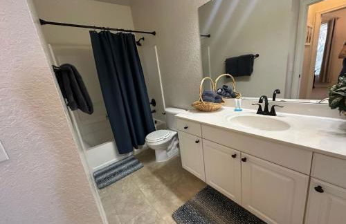 Second Floor 2-bedroom Condo in Southern Dunes - Foto 36