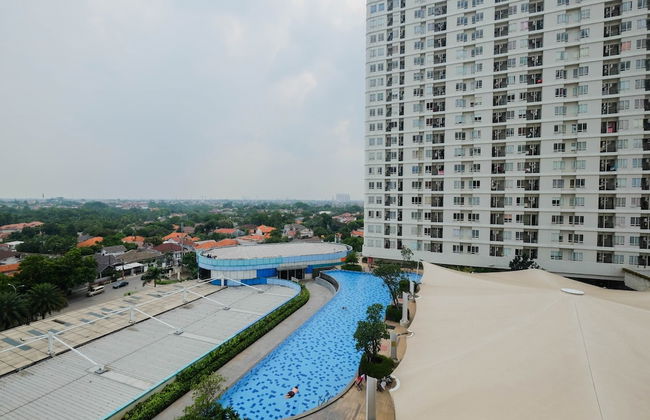 Luxurious and Comfy 2BR Cinere Bellevue Suites Apartment - Photo 15