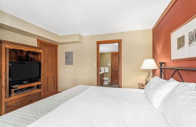 Horstman House by Whistler Premier - Photo 32