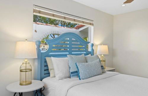 Solar Heated Pool Spa Tiki Hut Huge Backyard Hammock Retro Bikes - Foto 37