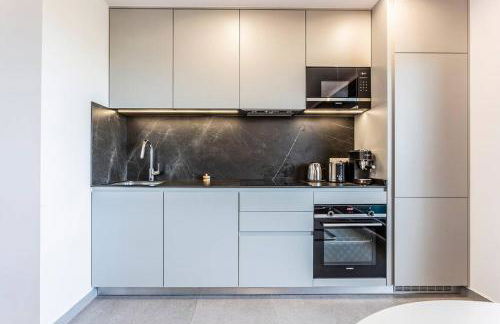 Sea view stylish apartment - Foto 10