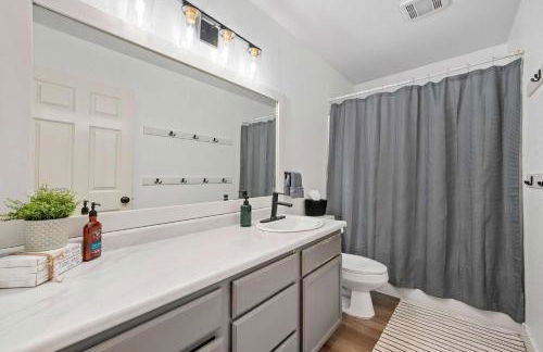 Black Hills Getaway with Hot Tub & Game Room for 18 - Foto 20