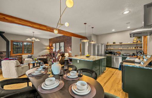 Royal Elk Lodge Hot Tub Sauna Theatre Speakeasy - Foto 46