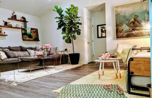 RARE Downtown Matthews walk 2 shops restauraunts hike CLT 2 Bedroom not 3br - Foto 41