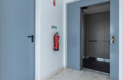 3 Bedroom Oeiras Wonder W/ Balcony by LovelyStay - Foto 29