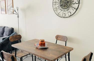 Large 2BR2BA Apartment Ideal for Long Stays - Foto 3