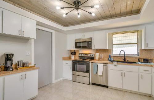 Heated Pool Canal-Front Rotonda West Retreat - Foto 10