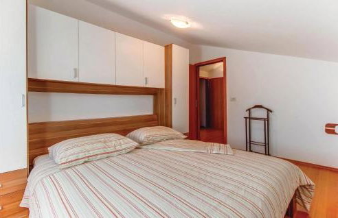 Three-Bedroom Holiday Home In Dragozetici - Foto 24