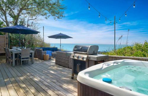 Chic Beach House: Waterfront, Vineyards, Hot Tub - Foto 1