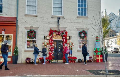 The Black Log Cabin - Hot Tub & Game Room - Foto 74